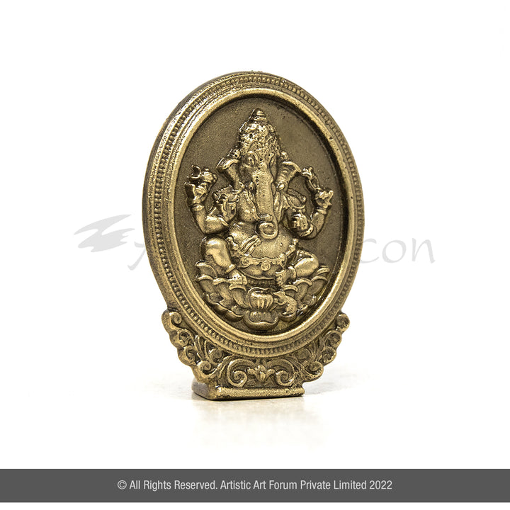 Oval Ganesha Idol for Spiritual Gifts | Lord Ganpati Murti for Car Dashboard & Home Decor